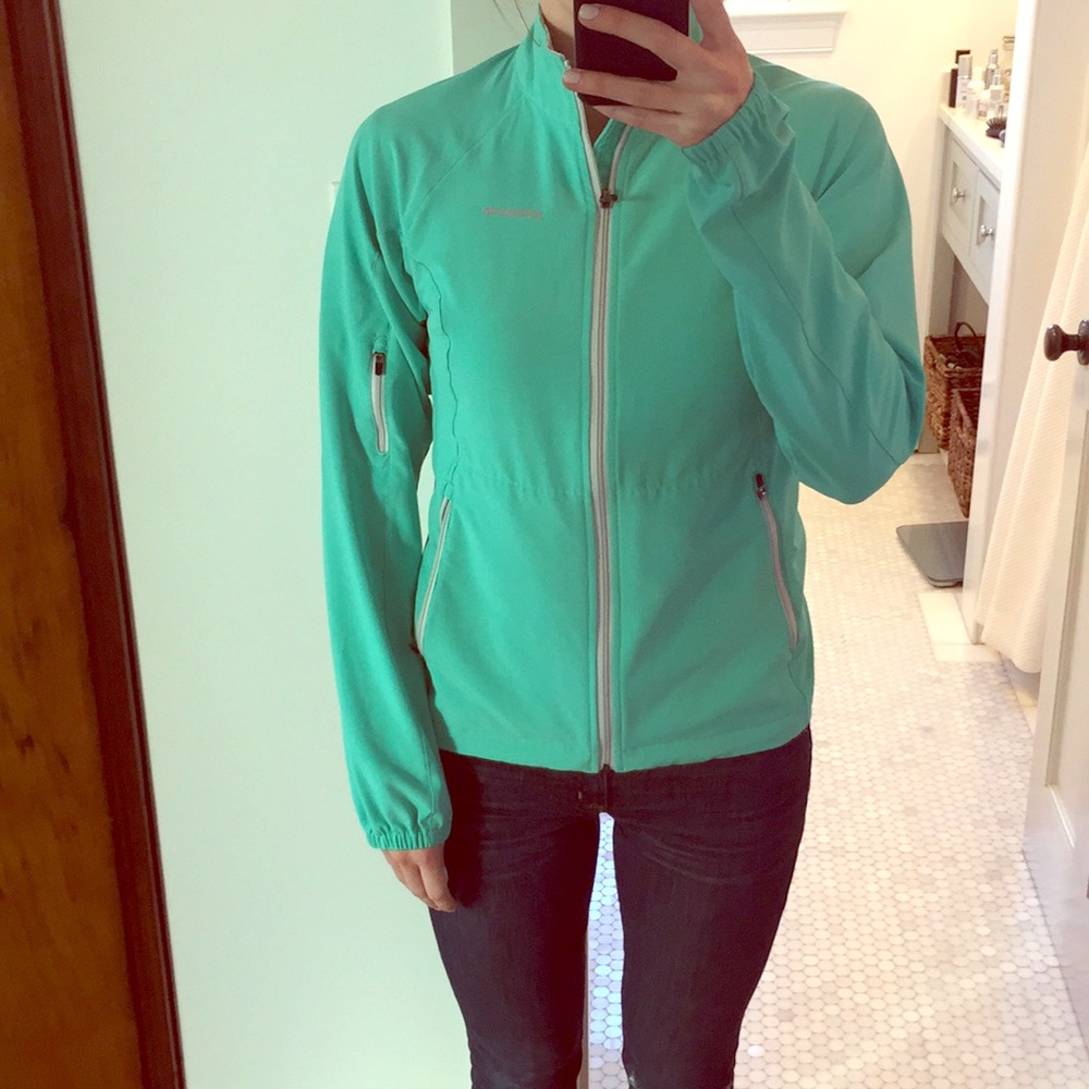 Seafoam green Patagonia zip up jacket